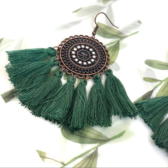 Green Dream Catcher fringe tassel Earrings - Picture 2 of 6